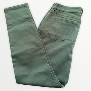 NWT N62 Women Signature Fit Skinny Jeans